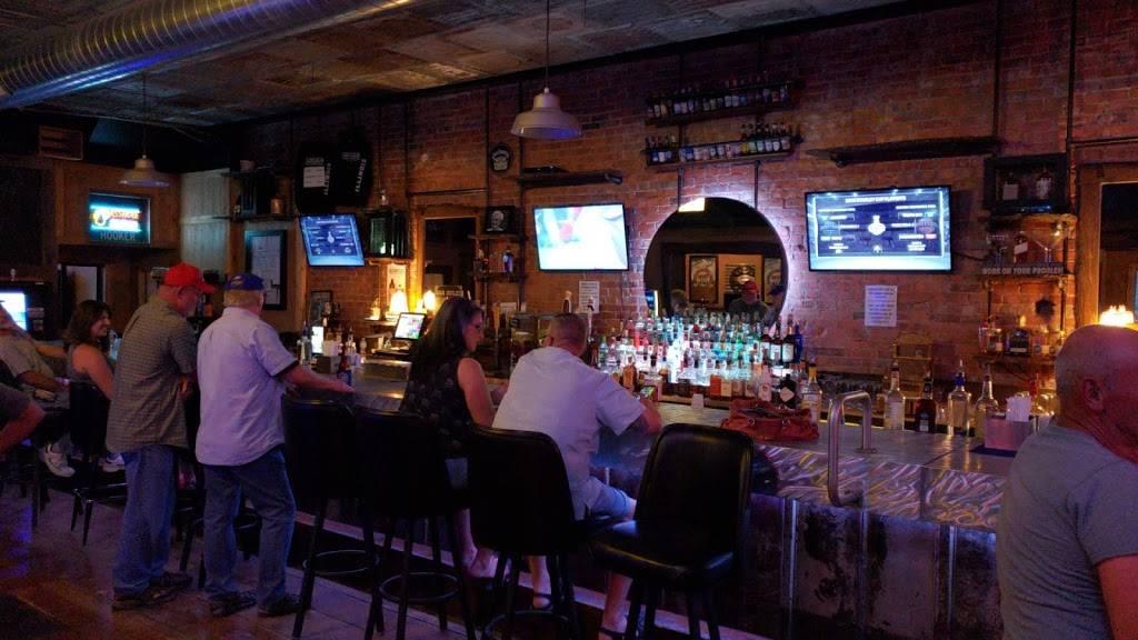 Locals Bar & Restaurant